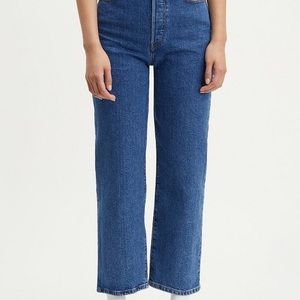 Levi’s Ribcage Jeans